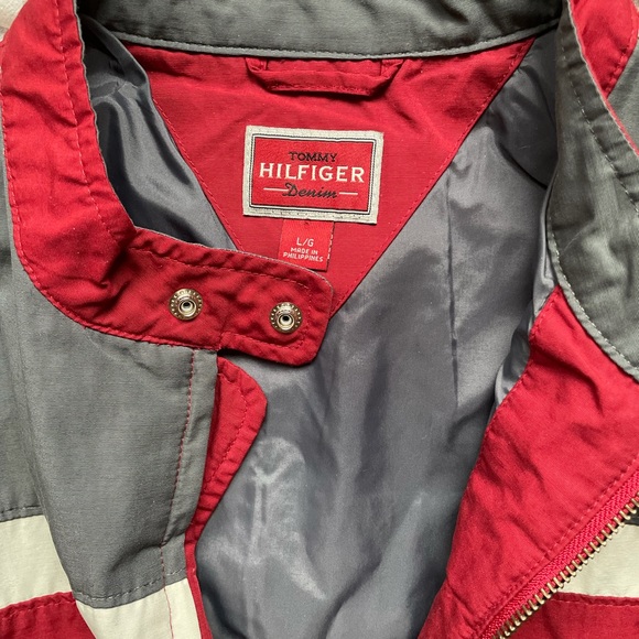 2005 TOMMY HILFIGER RACING JACKET - Picture 4 of 5